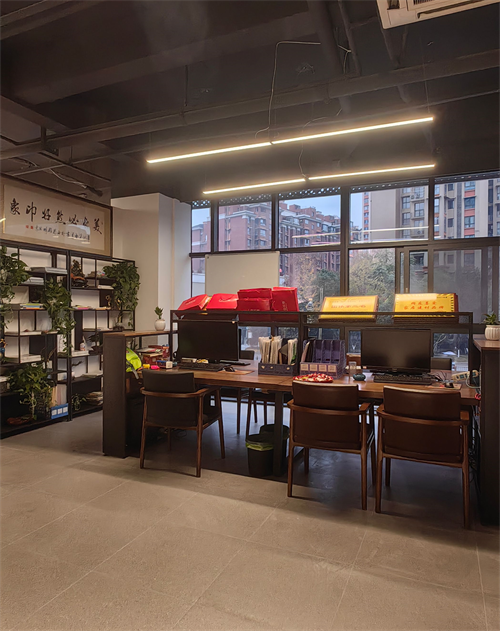 2024年(nián)12月(yuè)28日(rì) 印象裝飾新店(diàn)開(kāi)張